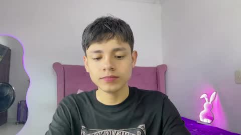 Snapshot of andy_belier chatting on April 24, 2026, 2:08 pm Andy online show from April 24, 2026, 2:08 pm