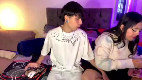 andy_emily online show from April 18, 2026, 3:27 pm