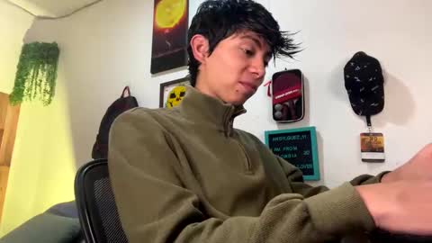 Snapshot of andy_guez_11 chatting on March 7, 2025, 10:13 am andy_guez_11 online show from March 7, 2025, 10:13 am