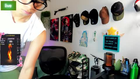 Snapshot of andy_guez_11 chatting on September 22, 2025, 10:06 am andy_guez_11 online show from September 22, 2025, 10:06 am