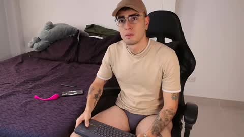 Andres online show from March 7, 2025, 1:18 pm
