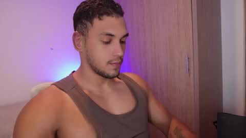 Snapshot of andy_weld chatting on October 17, 2025, 12:14 am my onlyfans online show from October 17, 2025, 12:14 am