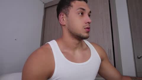 Snapshot of andy_weld chatting on October 22, 2025, 12:38 pm my onlyfans online show from October 22, 2025, 12:38 pm