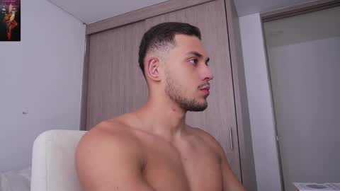 Snapshot of andy_weld chatting on October 28, 2025, 3:25 pm my onlyfans online show from October 28, 2025, 3:25 pm