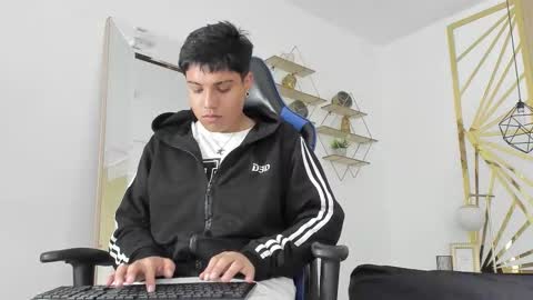 andybabe vc online show from January 15, 2026, 12:10 pm