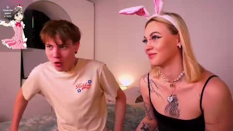 Snapshot of andyjey_ chatting on October 19, 2025, 7:03 pm Mandy and Andy online show from October 19, 2025, 7:03 pm