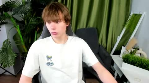 Snapshot of andyjey_ chatting on June 26, 2026, 7:29 pm Mandy and Andy online show from June 26, 2026, 7:29 pm