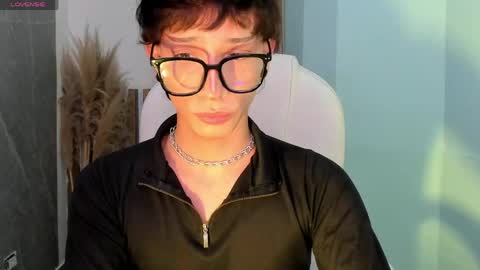 Snapshot of andywiills chatting on May 20, 2026, 10:16 pm Andy online show from May 20, 2026, 10:16 pm