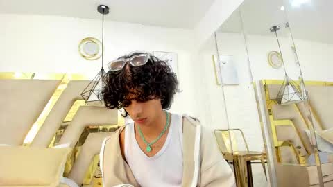 Snapshot of andyxibrat chatting on November 18, 2025, 7:07 pm andyxibrat online show from November 18, 2025, 7:07 pm