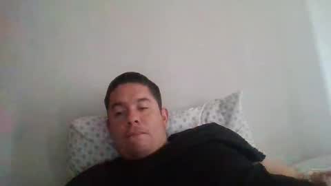 andyzeta10 online show from April 18, 2026, 4:11 pm