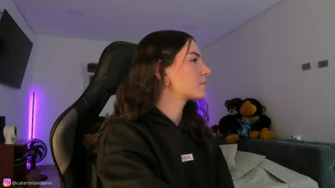      online show from April 3, 2026, 3:26 am