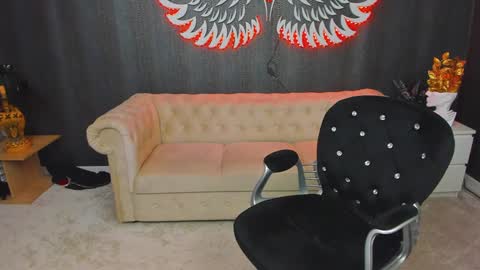 Snapshot of anemariejolie chatting on February 6, 2025, 10:00 pm Anne online show from February 6, 2025, 10:00 pm