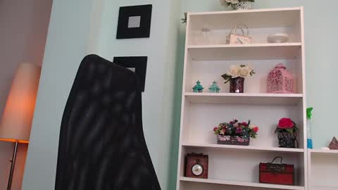 Anes online show from February 4, 2025, 1:59 pm