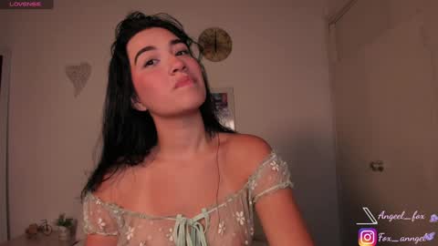 Angel  online show from December 29, 2024, 1:34 am