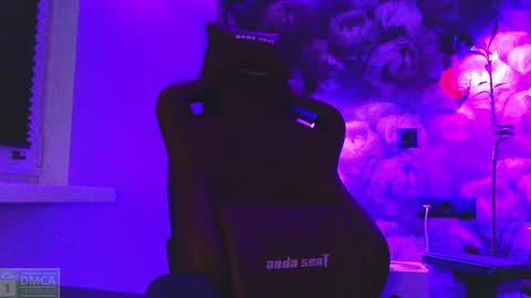 Snapshot of angeellina chatting on January 24, 2025, 9:37 pm angeellina online show from January 24, 2025, 9:37 pm