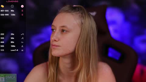 Snapshot of angeellina chatting on February 6, 2025, 9:17 pm angeellina online show from February 6, 2025, 9:17 pm