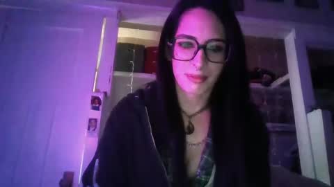 Tegan online show from October 19, 2025, 8:20 pm