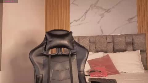 angel__kiss online show from June 8, 2026, 1:22 pm