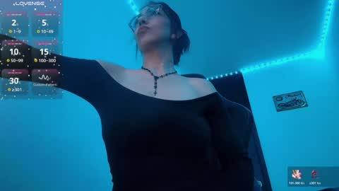 angel blackhot online show from June 29, 2026, 3:24 am