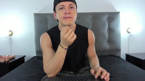 Angel Cuervo online show from December 16, 2024, 12:27 pm