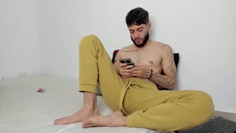 Angel Damons online show from March 10, 2025, 8:23 pm