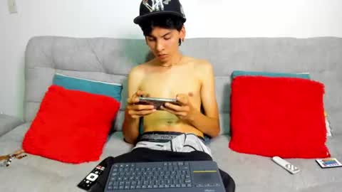 angel_dustt1 online show from June 26, 2026, 9:30 pm