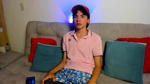 angel_dustt1 online show from July 5, 2026, 8:38 pm