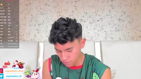 Snapshot of angel_esteban_fx chatting on December 29, 2024, 9:50 am ngel Esteban online show from December 29, 2024, 9:50 am