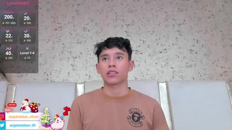 Snapshot of angel_esteban_fx chatting on January 12, 2025, 4:10 am ngel Esteban online show from January 12, 2025, 4:10 am