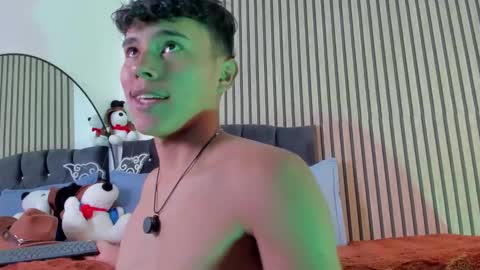 Snapshot of angel_esteban_fx chatting on February 18, 2026, 4:25 pm ngel Esteban online show from February 18, 2026, 4:25 pm