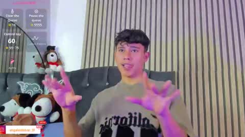 Snapshot of angel_esteban_fx chatting on March 2, 2026, 7:10 pm ngel Esteban online show from March 2, 2026, 7:10 pm