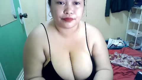 Snapshot of angel_fuckxx6969 chatting on May 17, 2026, 1:47 am angel_fuckxx6969 online show from May 17, 2026, 1:47 am