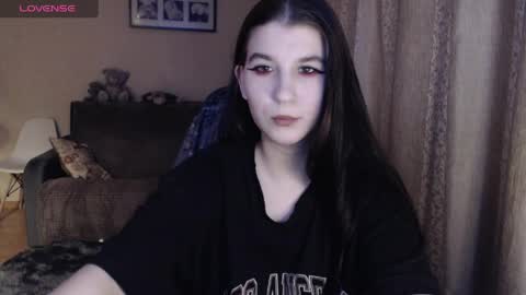 Angel online show from April 29, 2026, 3:38 pm