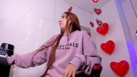 angel hardy online show from April 9, 2026, 10:53 am