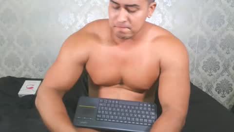 Snapshot of angel_lein chatting on February 22, 2025, 10:20 pm Angel Lein online show from February 22, 2025, 10:20 pm