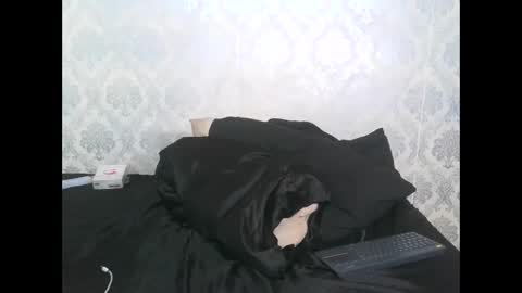 Snapshot of angel_lein chatting on November 9, 2025, 6:39 pm Angel Lein online show from November 9, 2025, 6:39 pm