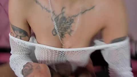 Angel  online show from January 30, 2025, 6:32 pm