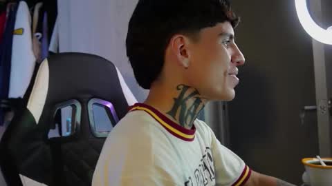 angel_luna0 online show from May 27, 2026, 8:22 am