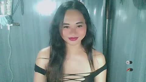 Snapshot of angel_marj chatting on July 22, 2026, 6:11 pm angel_marj online show from July 22, 2026, 6:11 pm