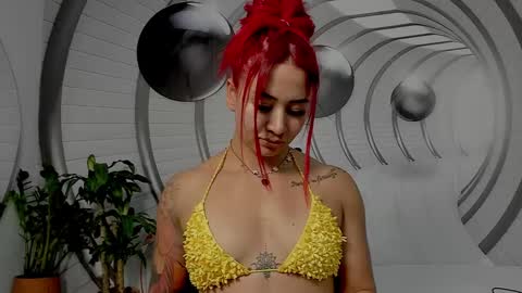 Snapshot of angel_martins chatting on December 15, 2024, 6:37 pm Angel online show from December 15, 2024, 6:37 pm