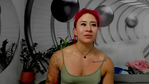 Snapshot of angel_martins chatting on December 26, 2024, 5:19 pm Angel online show from December 26, 2024, 5:19 pm