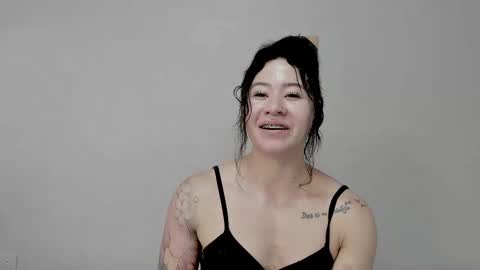 Snapshot of angel_martins chatting on October 22, 2025, 1:50 am Angel online show from October 22, 2025, 1:50 am