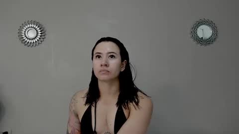 Snapshot of angel_martins chatting on October 24, 2025, 10:39 pm Angel online show from October 24, 2025, 10:39 pm