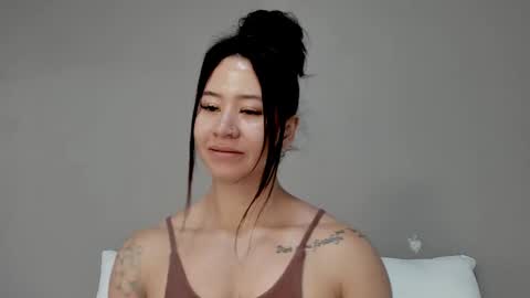 Snapshot of angel_martins chatting on November 14, 2025, 12:20 am Angel online show from November 14, 2025, 12:20 am