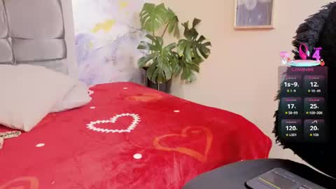 angel_medussa online show from June 17, 2026, 8:54 pm