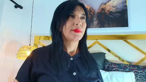 Snapshot of angel_perverted1 chatting on June 1, 2026, 11:23 am Nicolle online show from June 1, 2026, 11:23 am