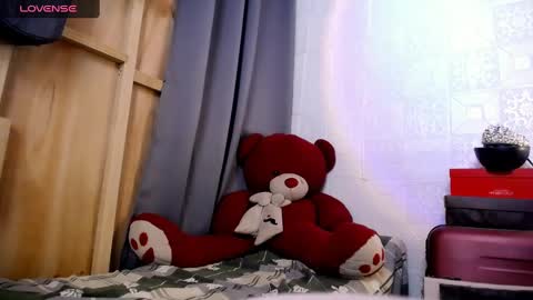 Angel Sapphire online show from February 25, 2025, 9:57 pm