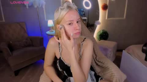 Angelica online show from June 29, 2026, 1:22 pm