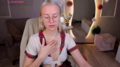 Angelica online show from July 6, 2026, 2:14 pm