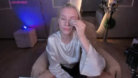 Angelica online show from July 16, 2026, 5:57 am